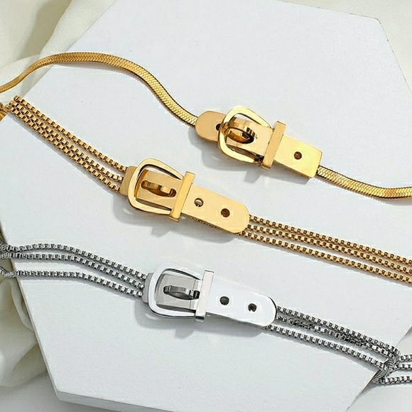 đź’‹FLAT CHAIN NECKLACE w/ BELT BUCKLE CLASP!!! - Picture 4 of 8
